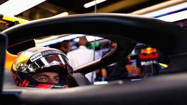 Verstappen havaroval a přišel o druhý trénink