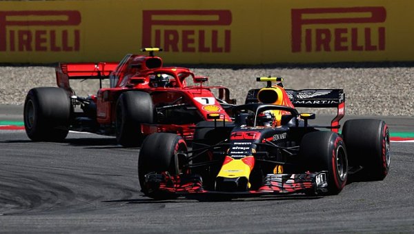 Verstappen začal věřit dvě kola před cílem