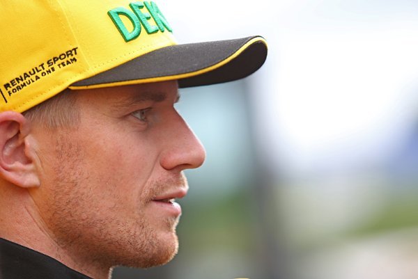 Hülkenberg těžko ždímal potřebnou rychlost Hülkenberg těžko ždímal potřebnou rychlost