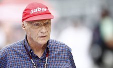 Niki Lauda je po transplantaci plic ve vážném stavu