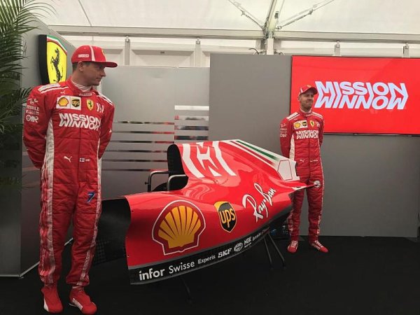 Ferrari ukázalo nové lakování Ferrari ukázalo nové lakování