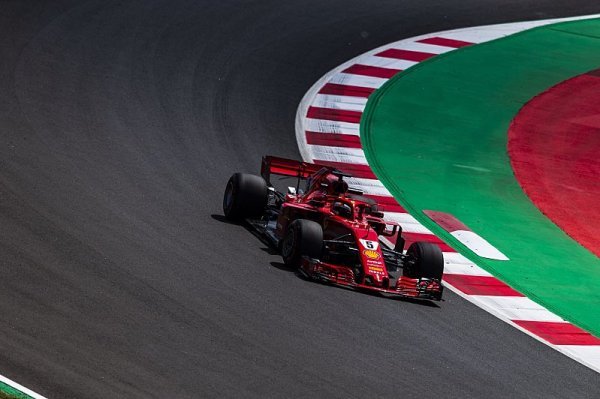 Vettel: Na normálních pneumatikách jsme mohli být horší
