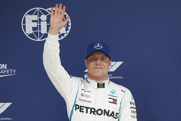  Bottas viní neuvěřitelnou smůlu