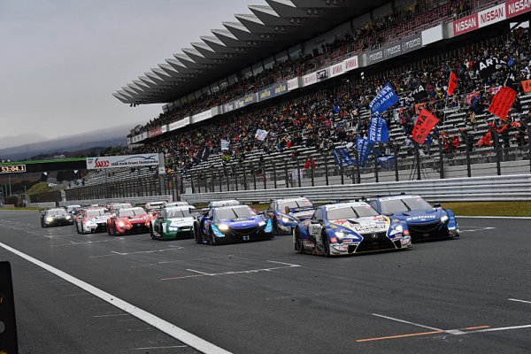 DTM ve stínu dominantní Super GT