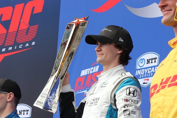 Herta se stal nejmladším vítězem v historii IndyCar