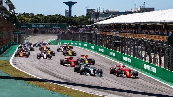 V Interlagosu se pojede i v příštím roce V Interlagosu se pojede i v příštím roce