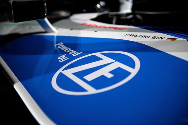 Mahindra se spojila s německým ZF Mahindra se spojila s německým ZF