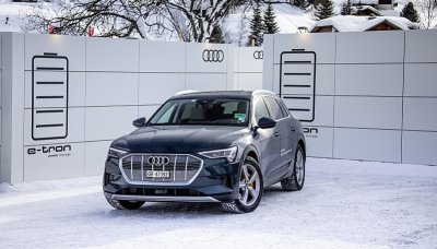 V Davosu vozí delegáty elektromobily Audi