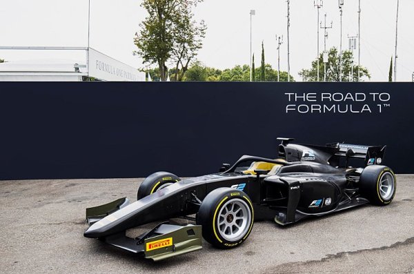 Formule 2 v roli pokusného králíka Formule 2 v roli pokusného králíka