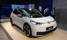 Lidový elektromobil se ukázal v Česku, známe rozpětí cen