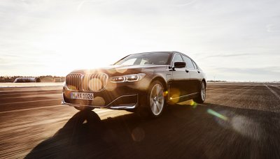 BMW uvádí na trh tři nové plug-in hybridy