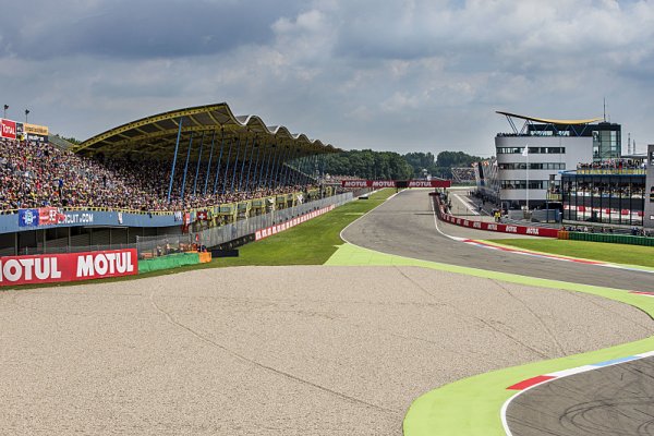 Assen má peníze, ale nesmí pořádat velkou cenu