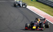 Hamiltonovi se boj s Verstappenem líbil
