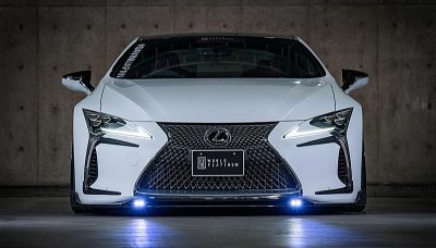 Vytuněný Lexus LC sází na karbonové díly