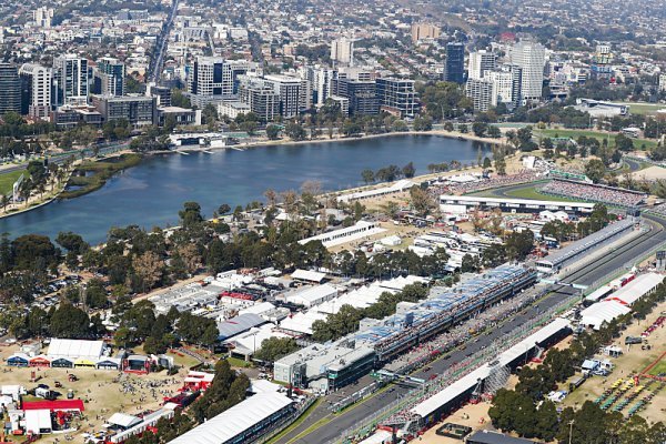 Příští sezona začne 15. března v Austrálii Příští sezona začne 15. března v Austrálii