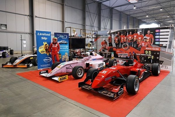Formule na výstavě Racing Expo Formule na výstavě Racing Expo