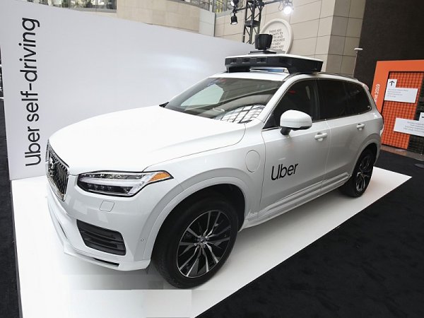 Uber předvedl nový autonomní vůz 