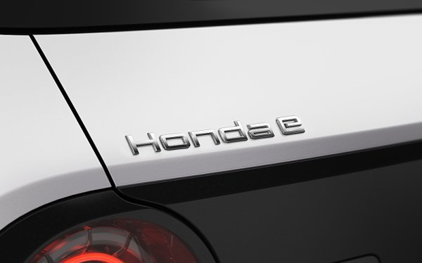 Honda anoncovala název elektromobilu a hybridní Jazz