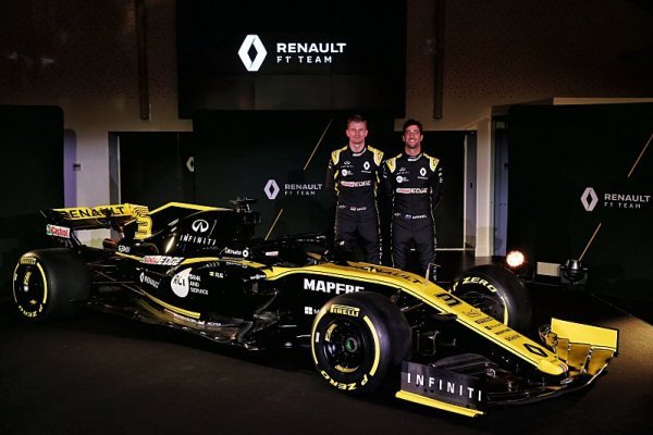 Renault nadále ctí žlutočernou