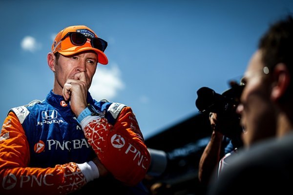 Scott Dixon se stane opravdovým rytířem