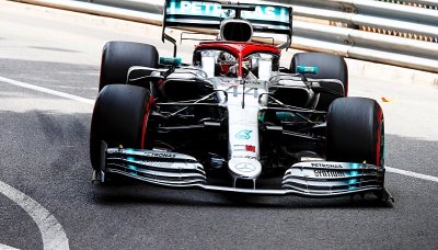 Nedostižný Mercedes, Ferrari prohrálo i s Red Bullem 