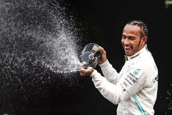 Mercedes chce Hamiltona, Hamilton chce nejrychlejší vůz