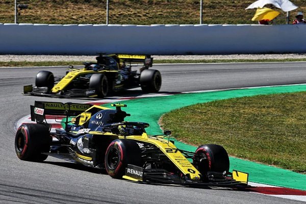 Ricciardo žádá o týmovou režii Ricciardo žádá o týmovou režii