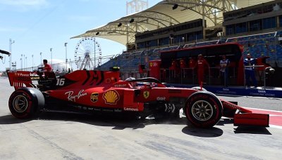 Ferrari zatím ostatním ujíždí