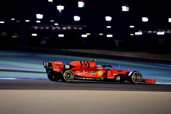 Leclerkova hvězdná hodina ho poslala na pole position Leclerkova hvězdná hodina ho poslala na pole position
