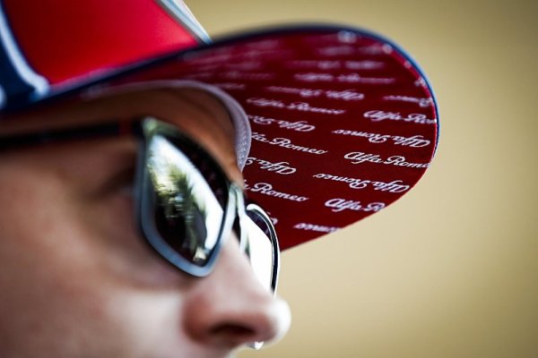 Räikkönen prozradil recept na 300 velkých cen