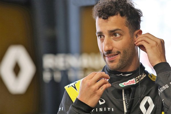Ricciardovi couvání moc nejde