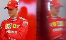 Náhradníky Ferrari jsou Schumacher a Giovinazzi