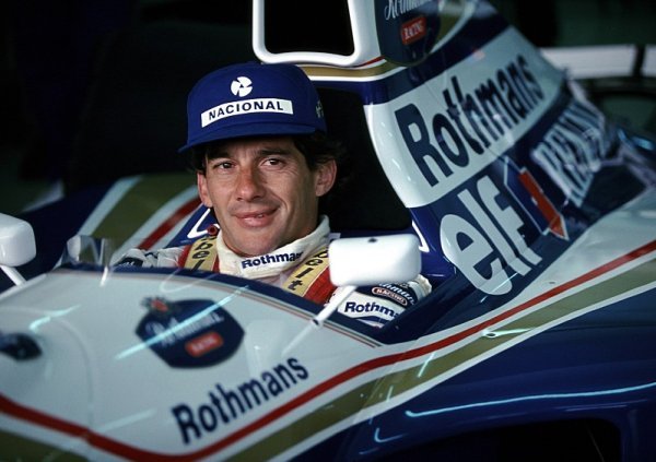 Před čtvrt stoletím zahynul legendární Ayrton Senna 