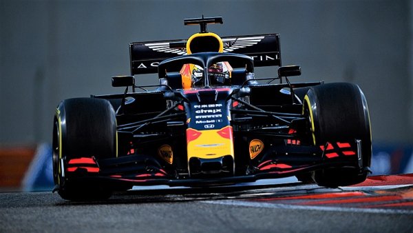 Kolik milionů bylo v rozpočtu Red Bull Racingu? Kolik milionů bylo v rozpočtu Red Bull Racingu?