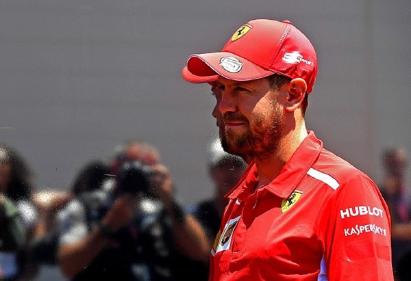 Vettel se oženil Vettel se oženil