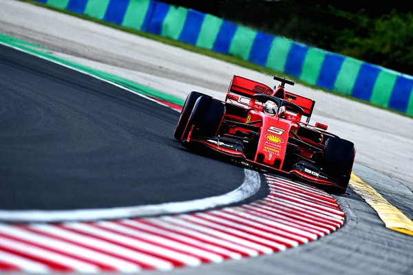 Vettel podle Binotta neztrácí motivaci Vettel podle Binotta neztrácí motivaci