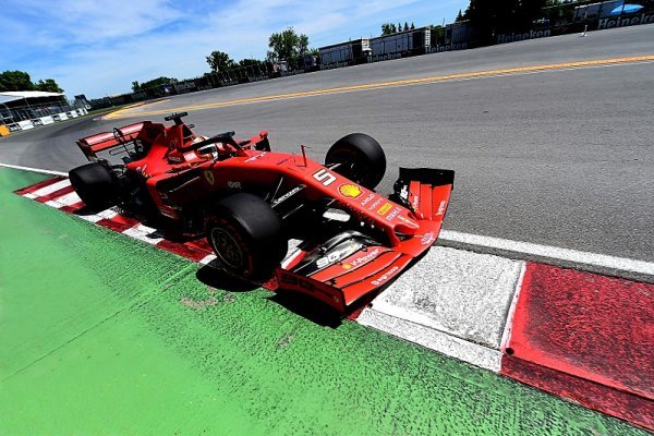 Ferrari žádá o přezkoumání případu Vettel