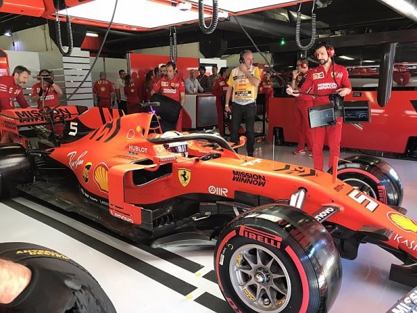 Ferrari zná příčinu letošních problémů