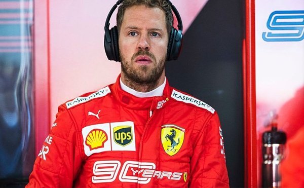 Vettel dal před kolizí na chybný dojem