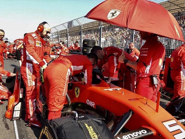 Ferrari se kamsi poděl přítlak