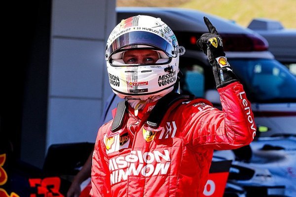 Vettel zajel neuvěřitelné kolo