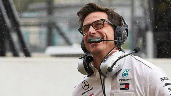 Wolff a Verstappen se bavili jen o dětech