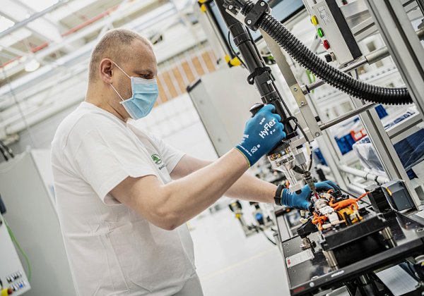 Škoda Auto opět vyrábí baterie