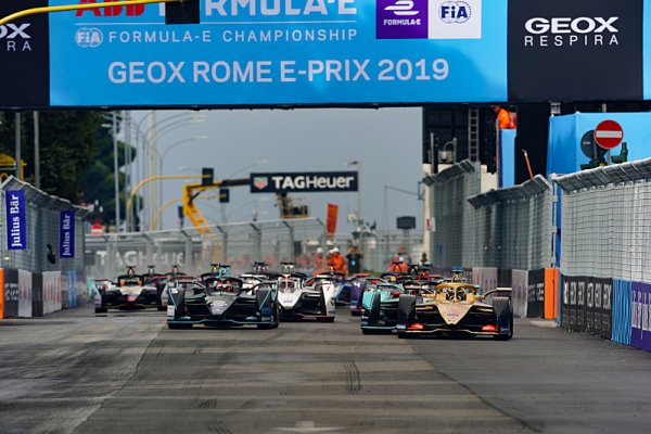 Řím zavřel brány formuli E Řím zavřel brány formuli E