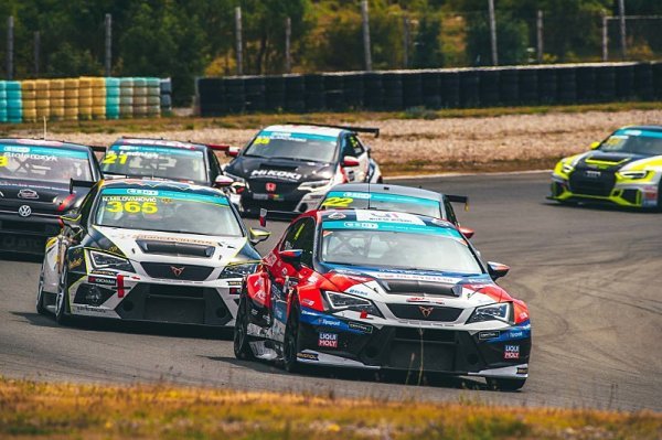 Mičánek Motorsport nasadí Makeše i Wagnera