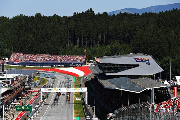 Red Bull Ring jedině bez diváků Red Bull Ring jedině bez diváků