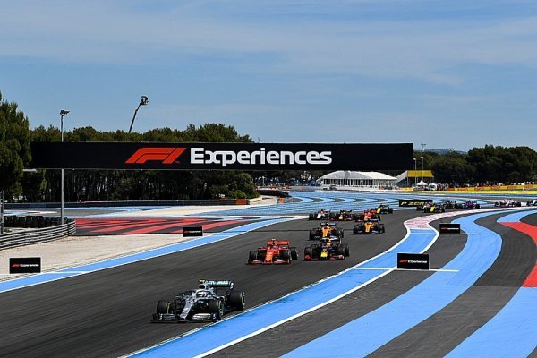 Le Castellet zvoní umíráček Le Castellet zvoní umíráček