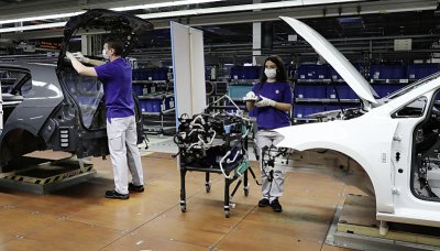 Volkswagen znovu rozjíždí výrobu