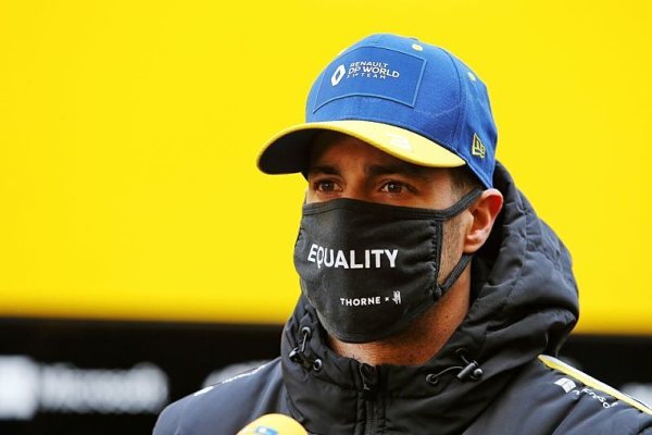 Ricciardo vidí u Renaultu zlepšení