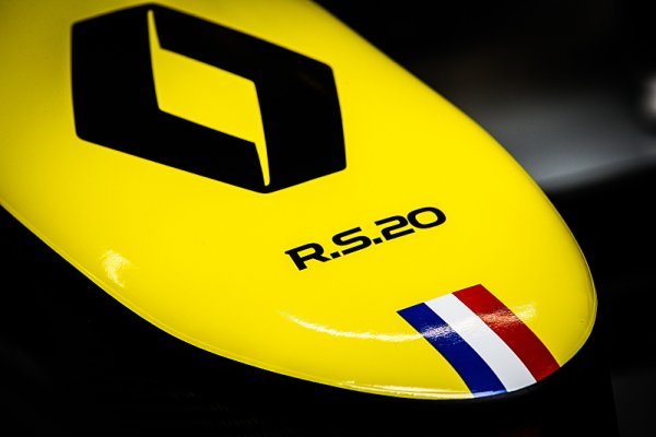 Renault plánuje kurzarbeit na dlouhé týdny Renault plánuje kurzarbeit na dlouhé týdny